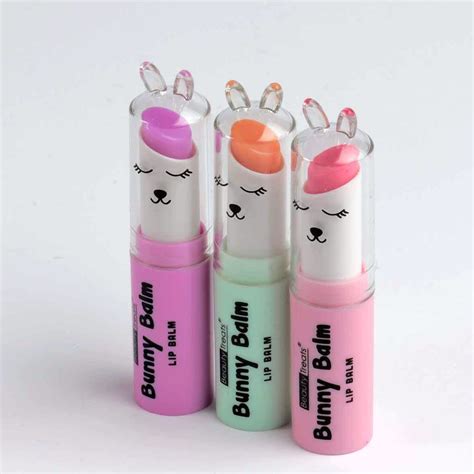 Magical lipstick with bunny powers